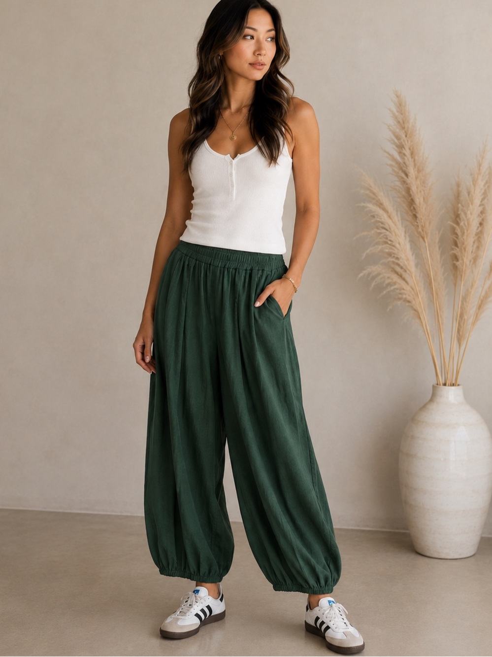 Wide Leg Elastic Hem Pants in Forest Green